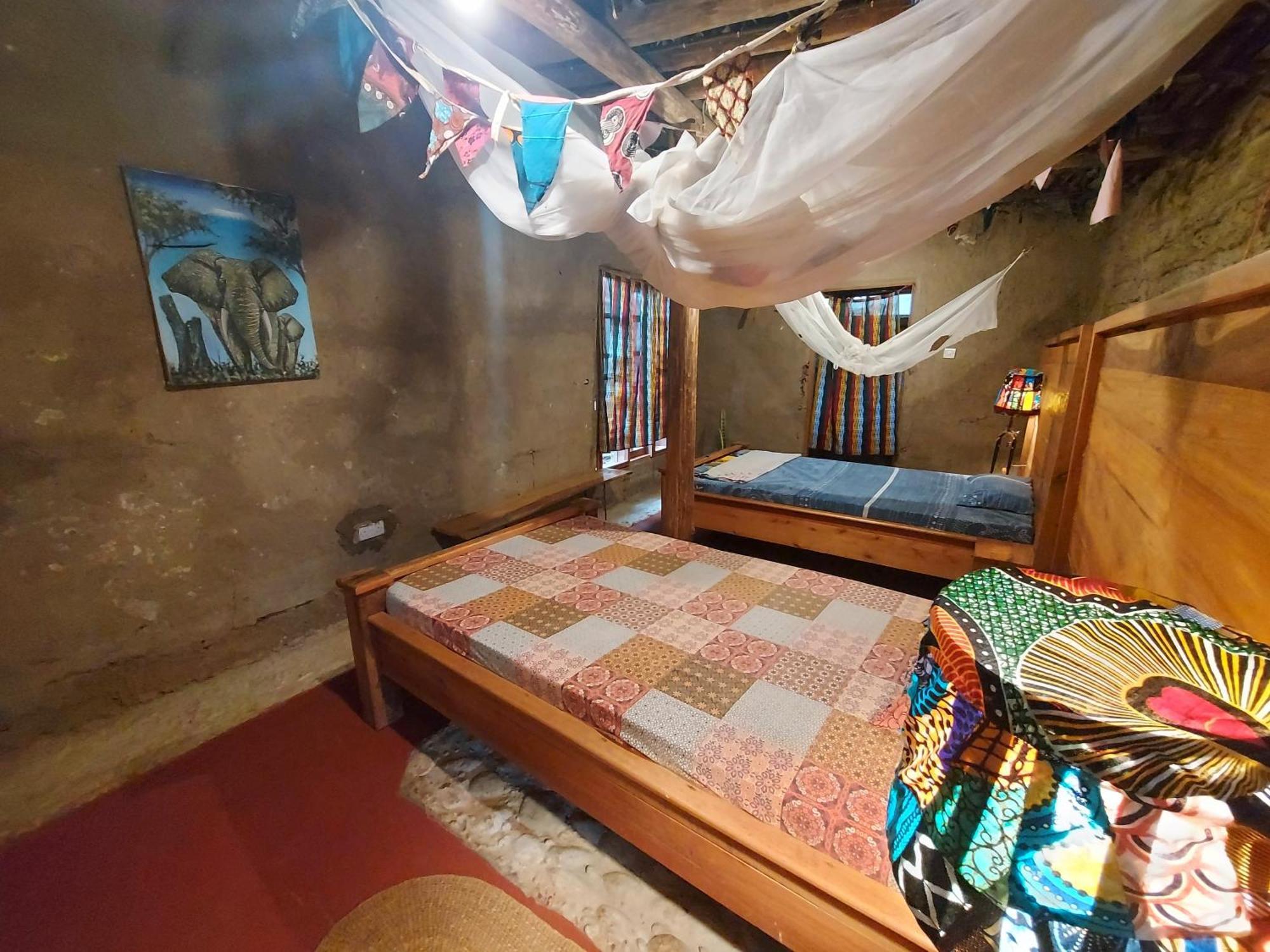 Albergue Mountain Bikes House Moshi Exterior foto